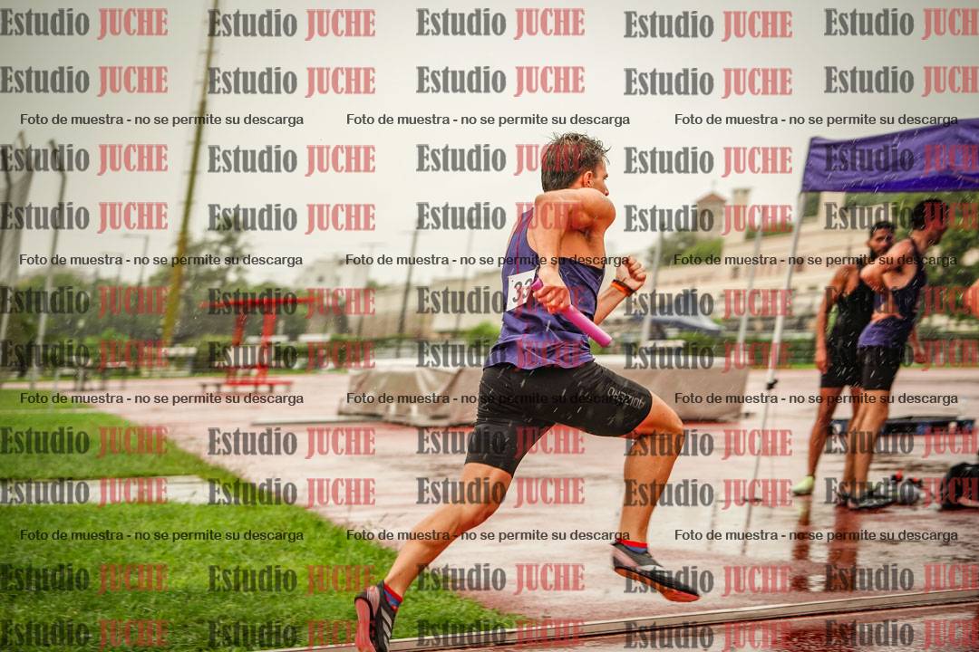 Fotos de las postas 4x400 m de varones