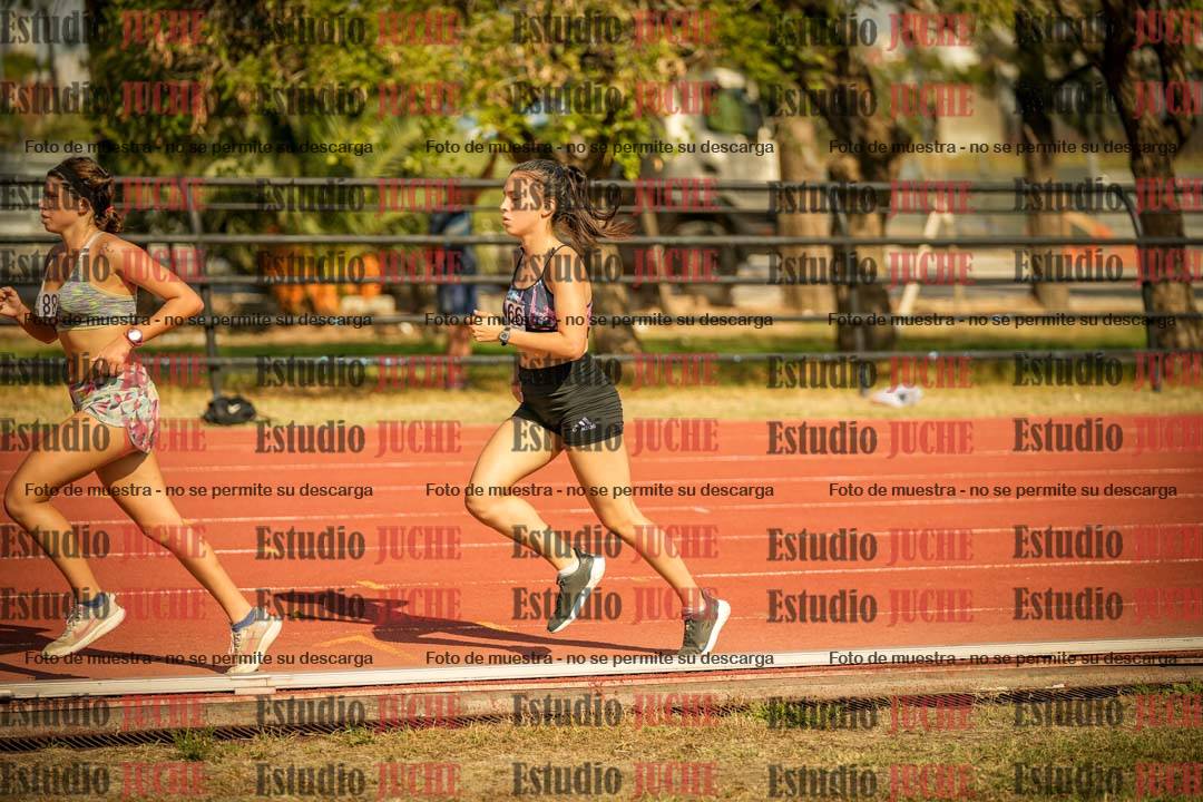 Fotos de los 3000 m llanos de mujeres - U20