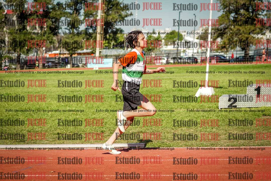 Fotos de los 600 m llanos de varones