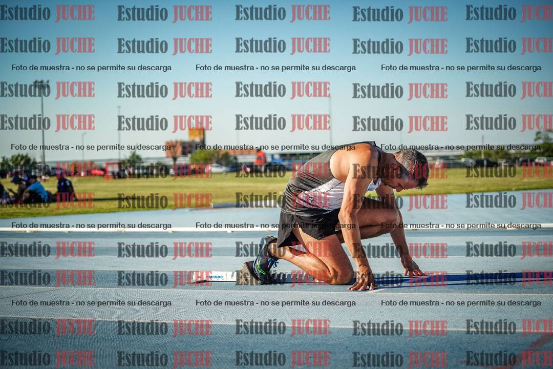 Fotos de los 400 m llanos de varones
