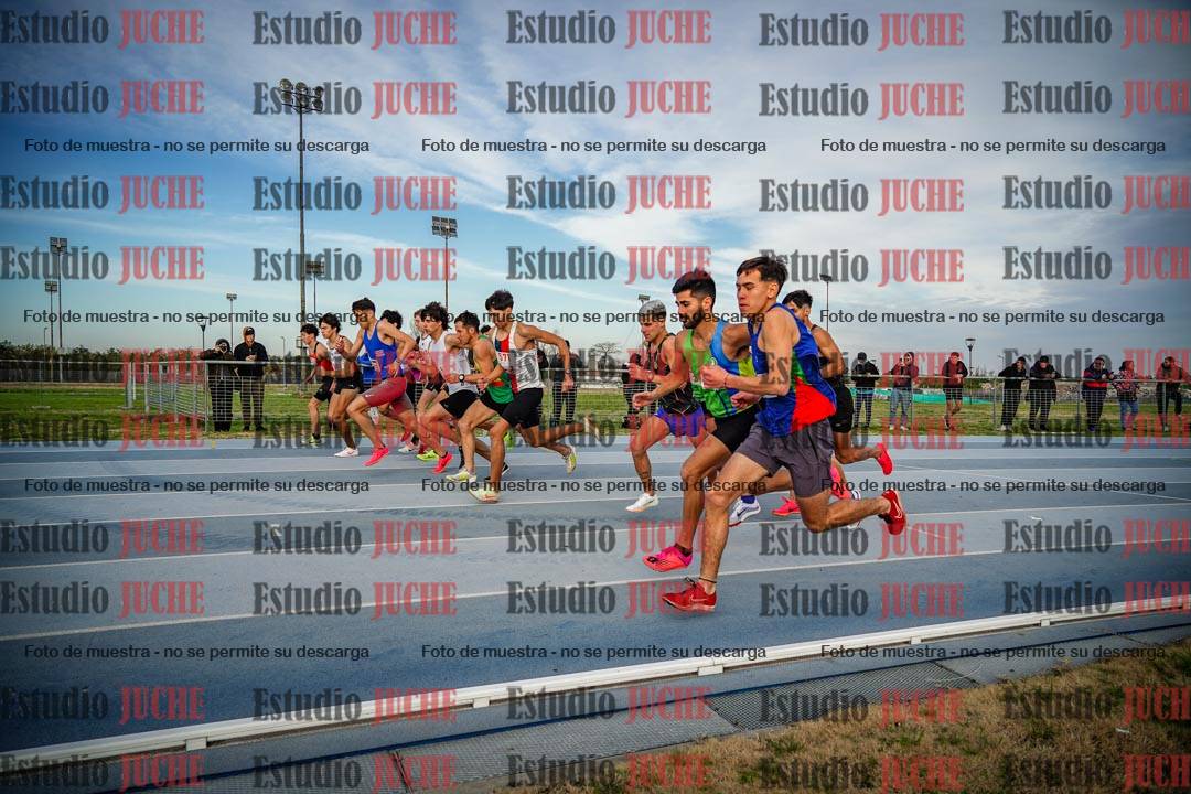 Fotos de los 1500 m llanos de varones