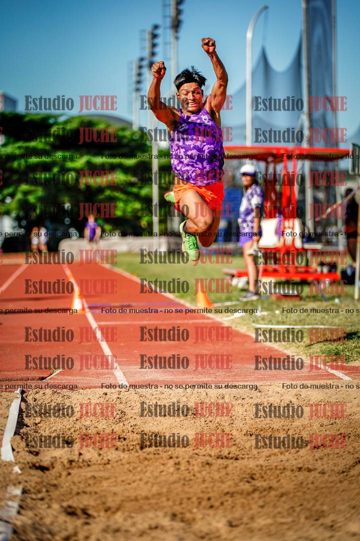 Fotos del salto triple de mujeres y varones - tablas de 8 - 11 - 13