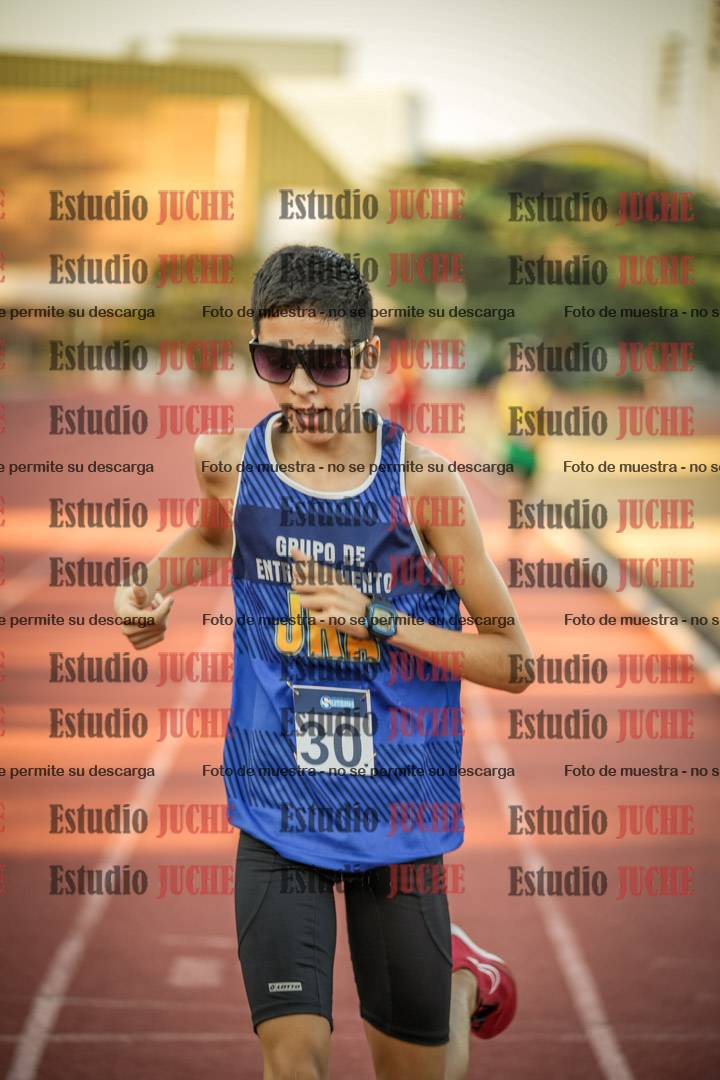 Fotos de los 2400 m llanos de varones