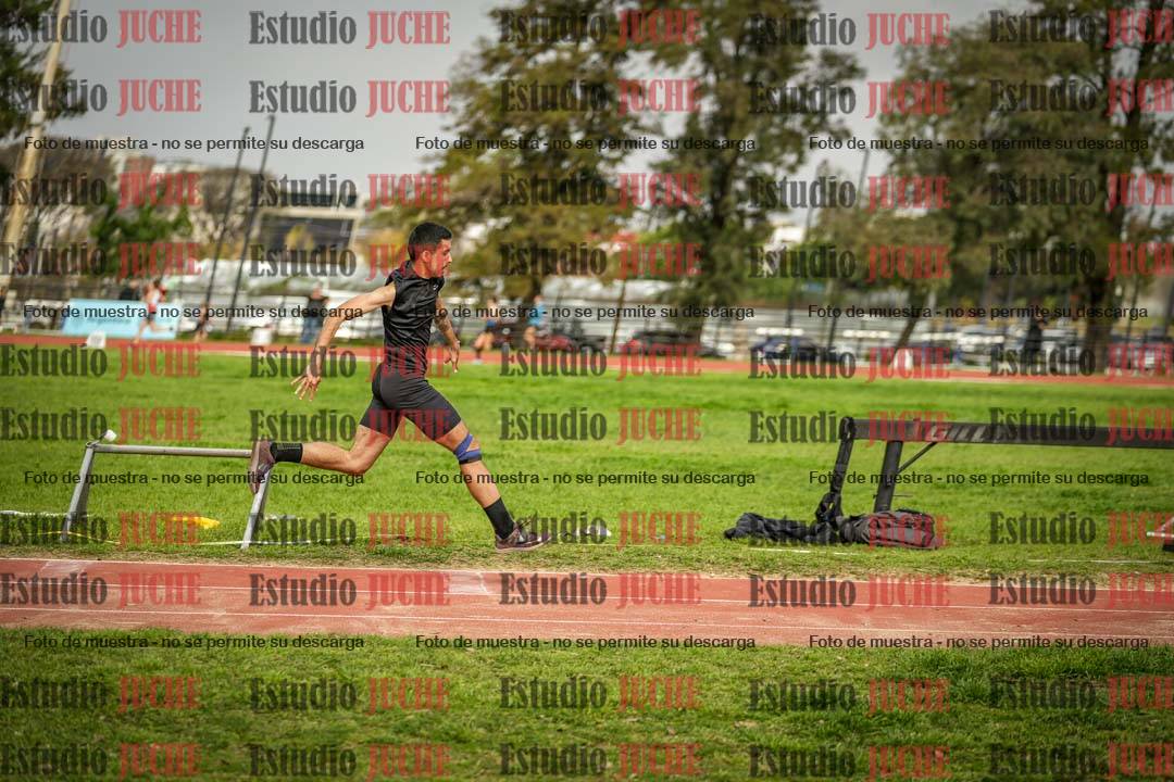 Fotos del salto triple de mujeres y varones - todas las tablas