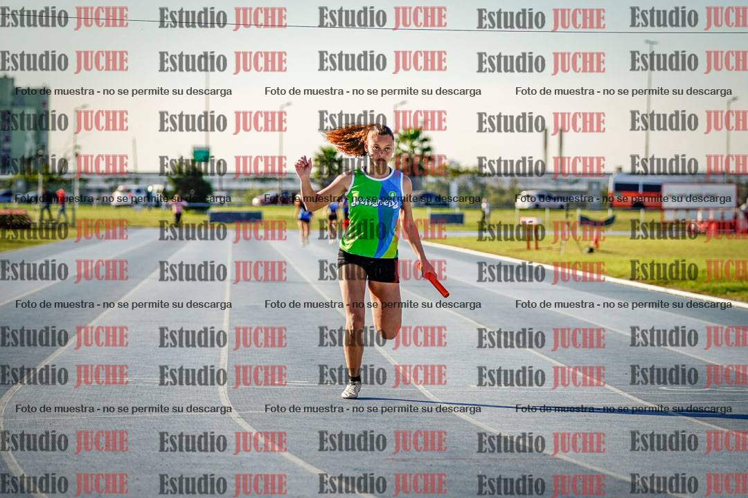 Fotos de las postas 4x100 m llanos de mujeres