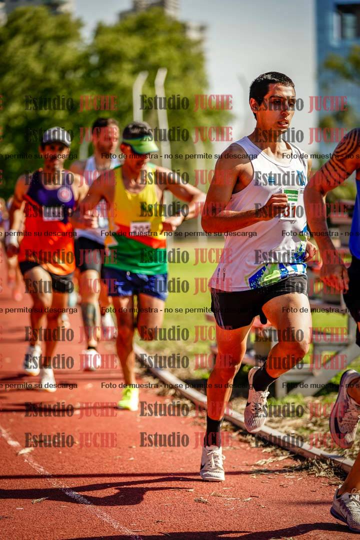 Fotos de los 5000 m llanos de mujeres y varones