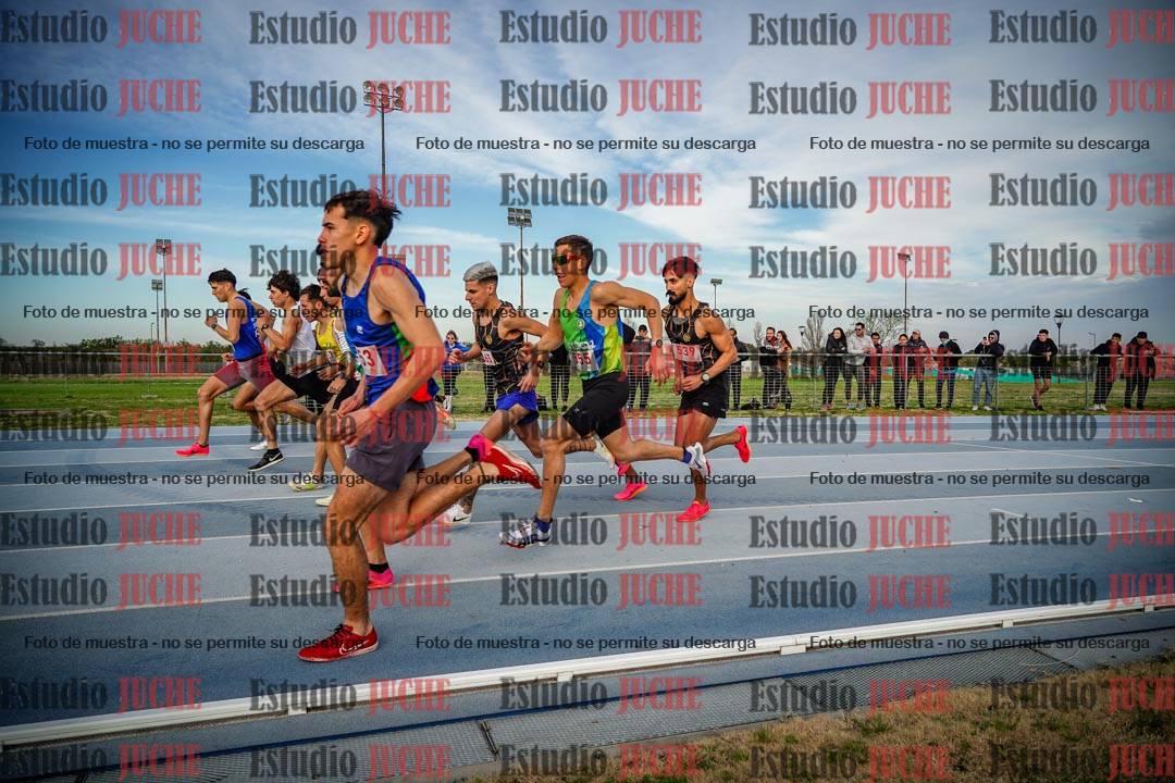 Fotos de los 1500 m llanos de varones