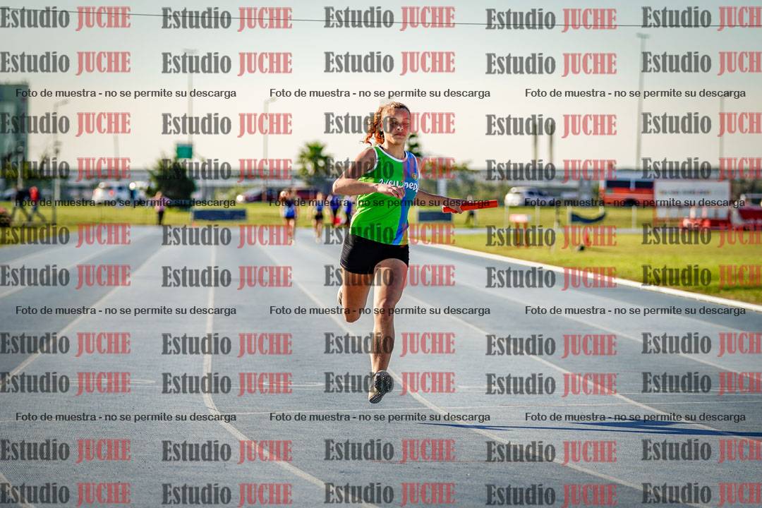 Fotos de las postas 4x100 m llanos de mujeres