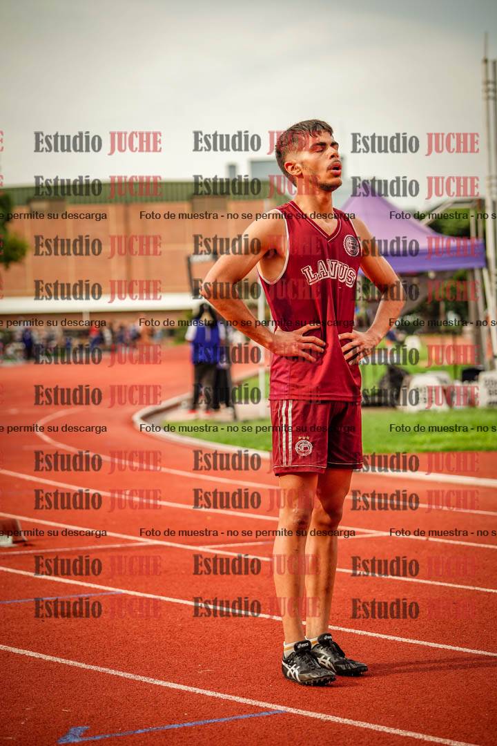 Fotos de los 400 m llanos de varones