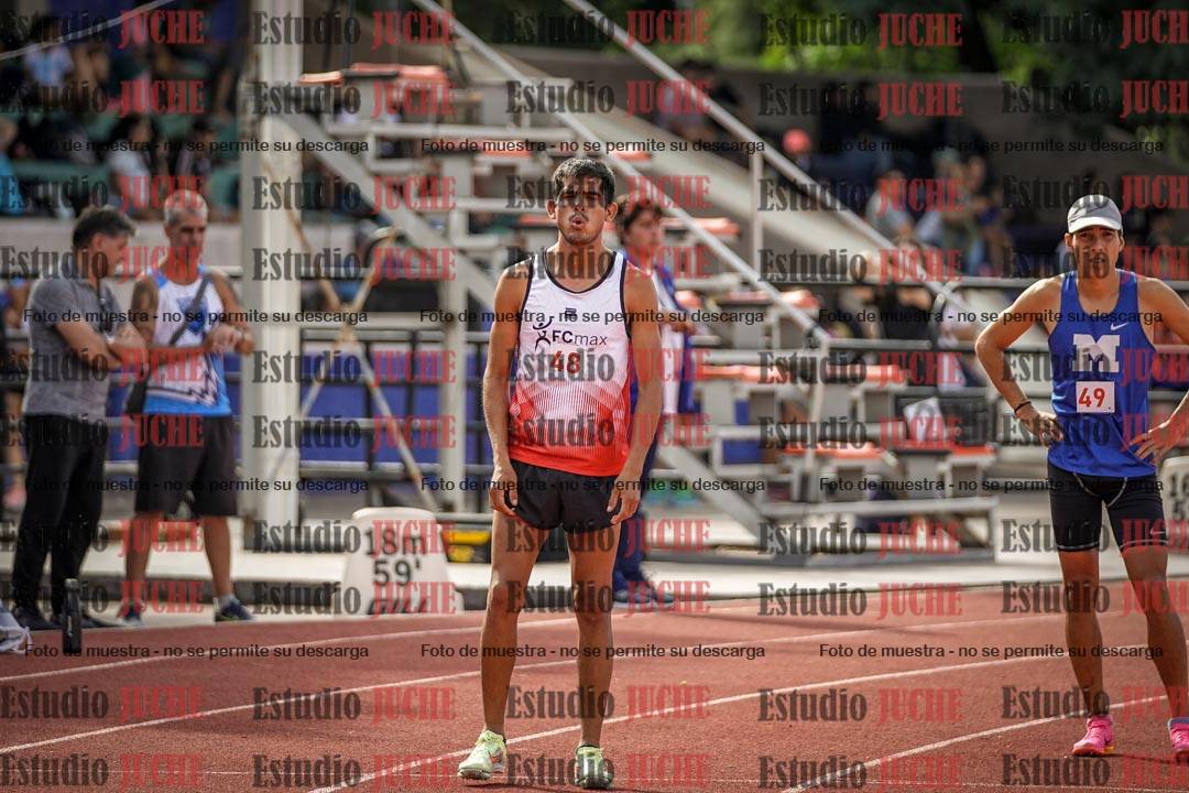 Fotos de los 800 m llanos de varones