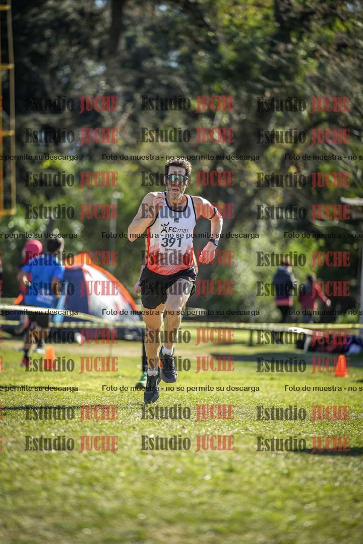 Fotos de la llegada del cross de 8000 m