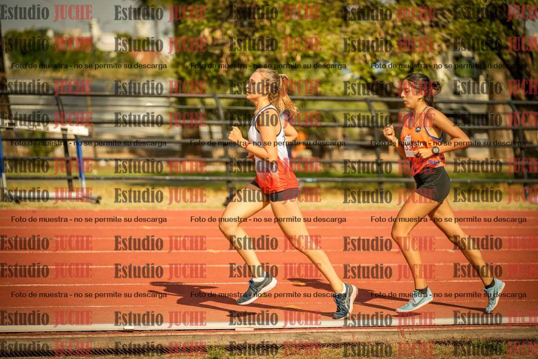 Fotos de los 3000 m llanos de mujeres - U20