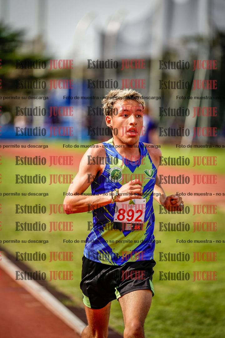 Fotos de los 3000 m llanos de varones