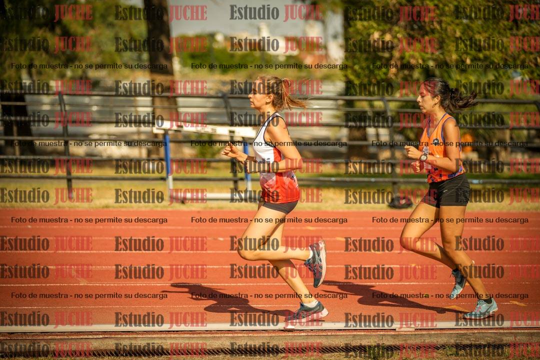 Fotos de los 3000 m llanos de mujeres - U20
