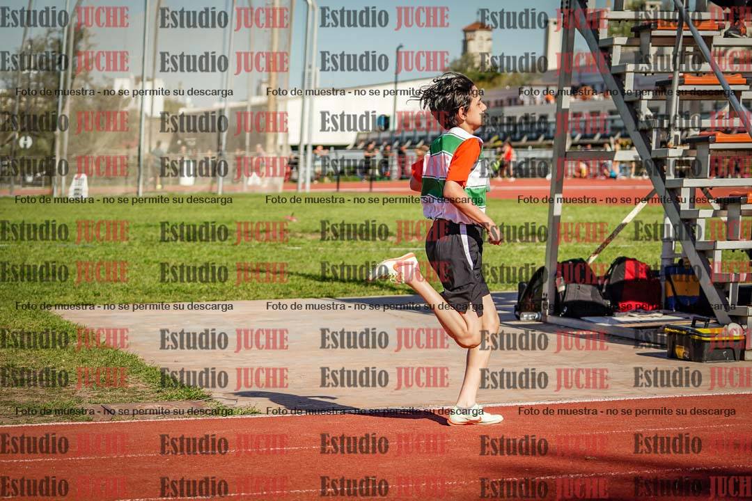 Fotos de los 600 m llanos de varones