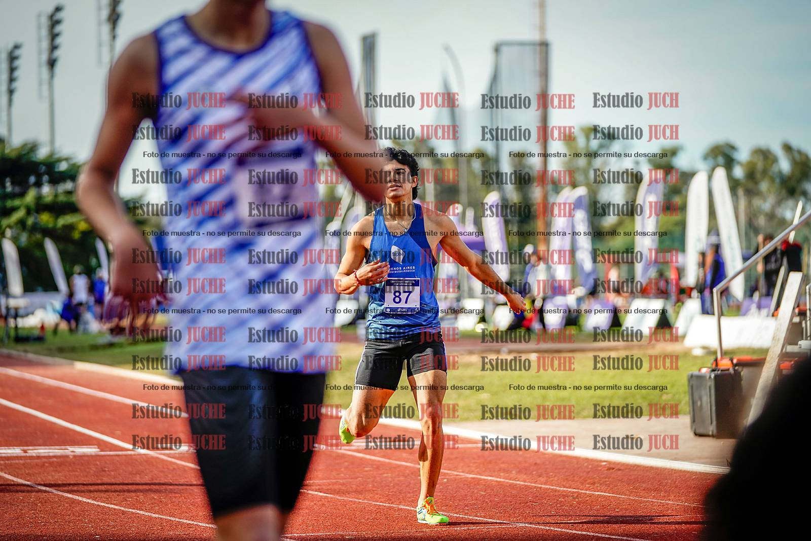 Fotos de los 400 m con vallas de varones