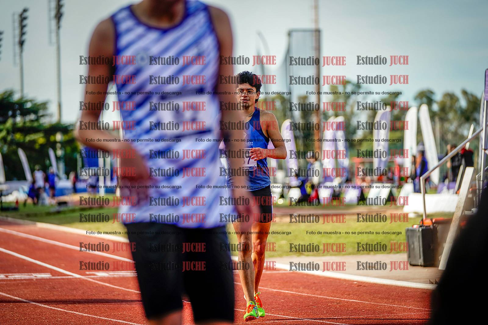 Fotos de los 400 m con vallas de varones