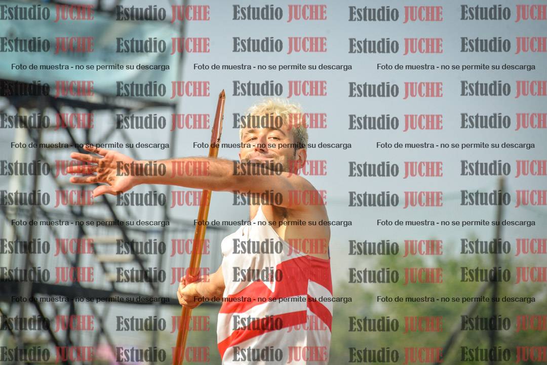 Fotos del lanzamiento de jabalina de varones