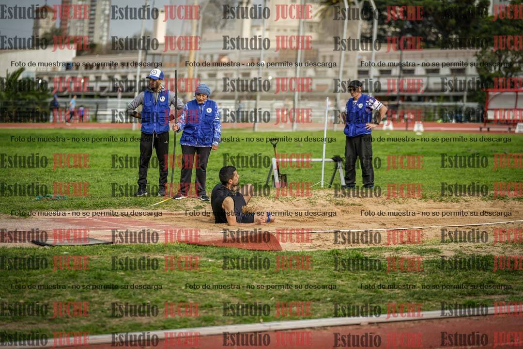 Fotos del salto triple de mujeres y varones - todas las tablas
