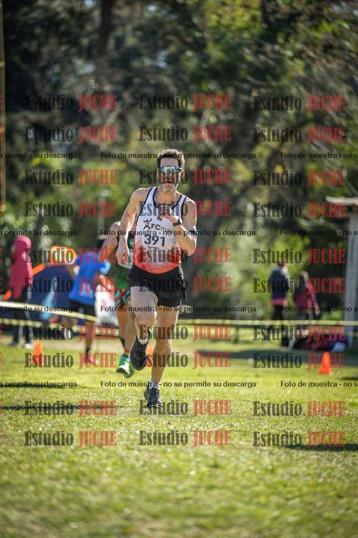 Fotos de la llegada del cross de 8000 m