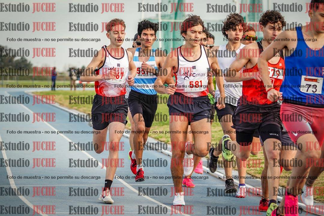 Fotos de los 1500 m llanos de varones