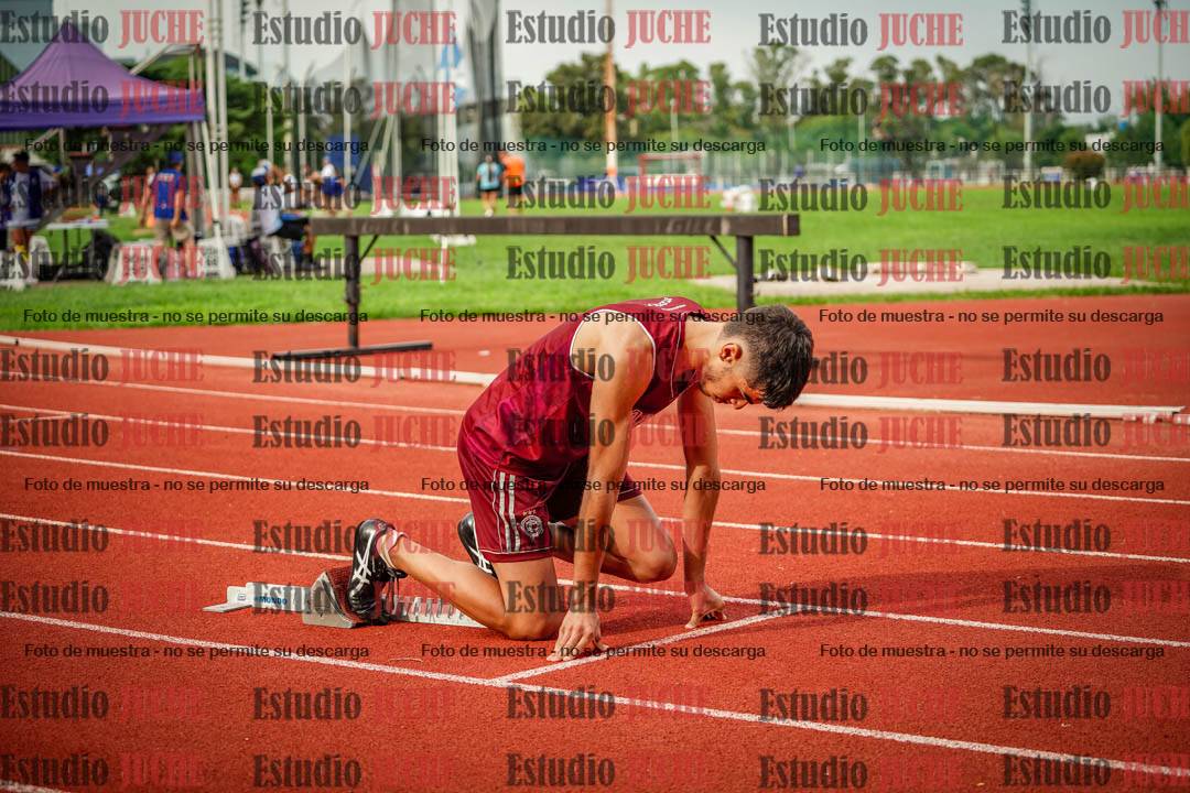 Fotos de los 400 m llanos de varones