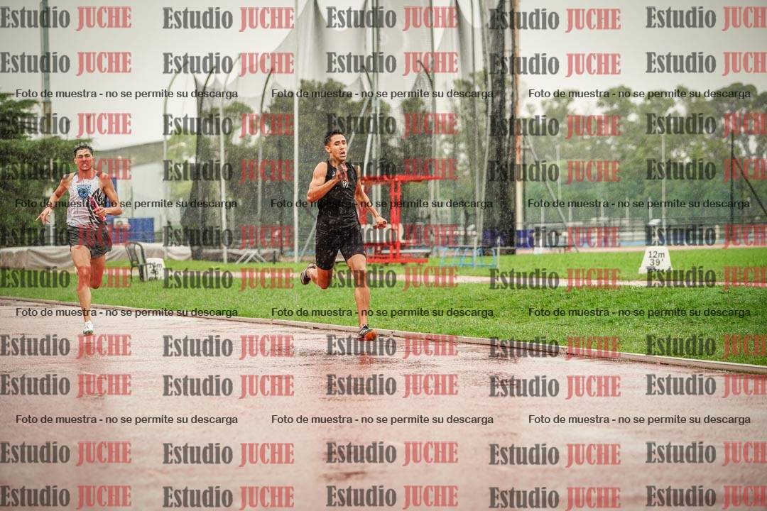 Fotos de las postas 4x400 m de varones