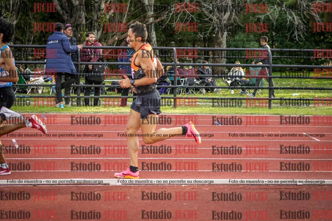 Fotos de los 1500 m llanos de varones