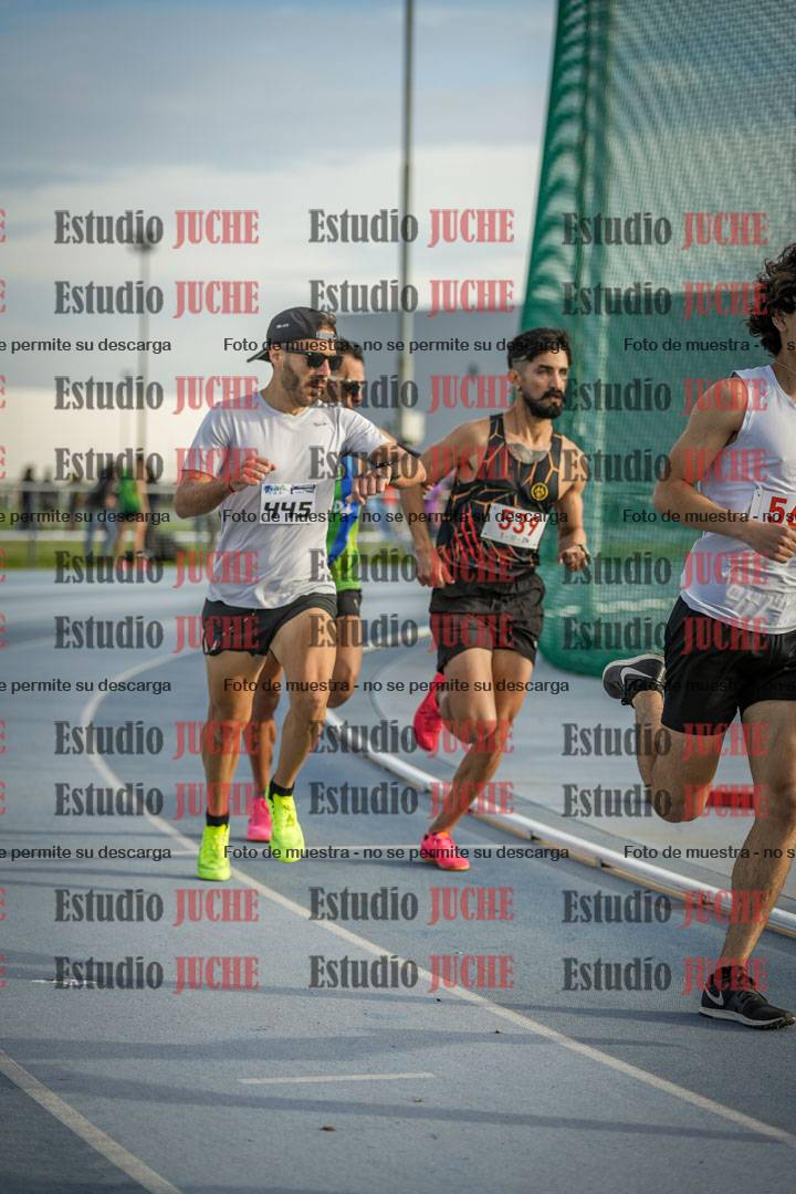 Fotos de los 1500 m llanos de varones