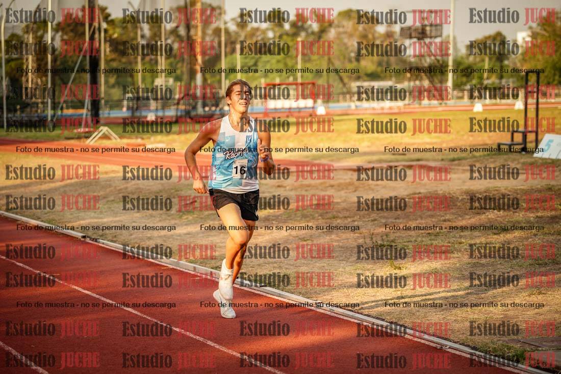 Fotos de los 5000 m llanos de mujeres y varones