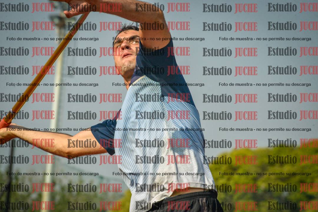 Fotos del lanzamiento de jabalina de varones