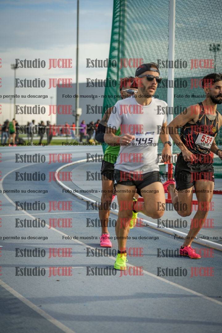 Fotos de los 1500 m llanos de varones