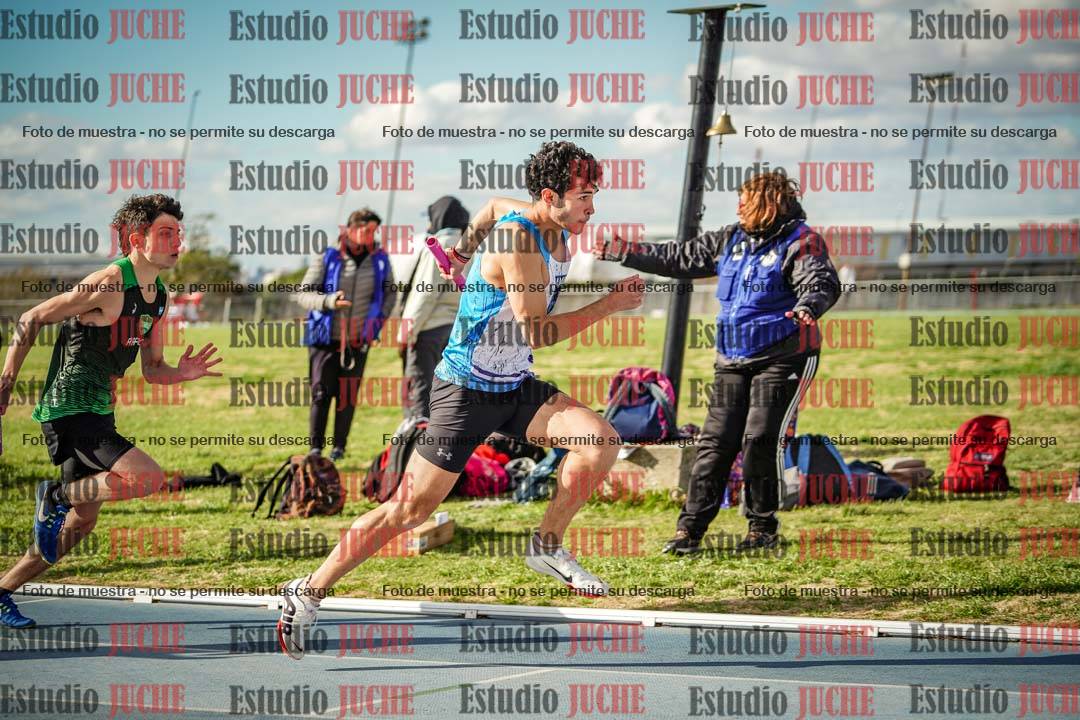 Fotos de las postas 4x400 m llanos de varones