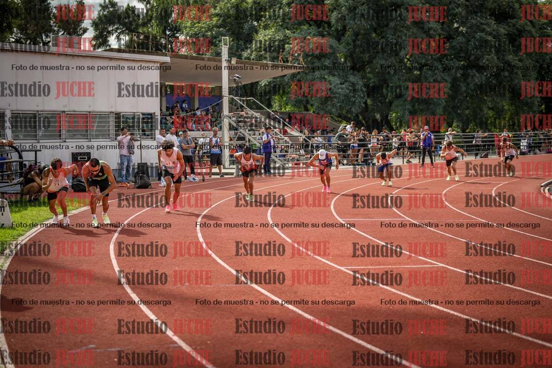 Fotos de los 800 m llanos de varones