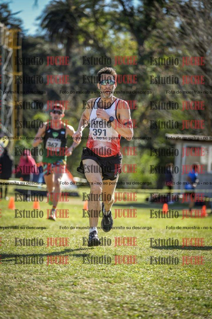 Fotos de la llegada del cross de 8000 m