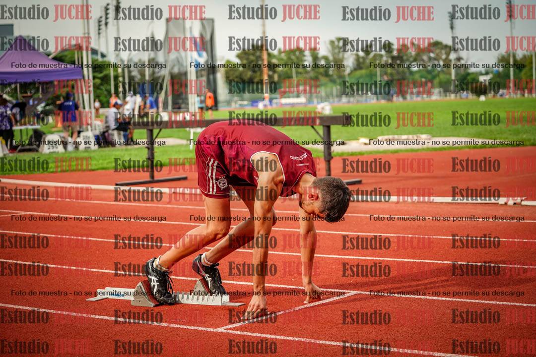 Fotos de los 400 m llanos de varones