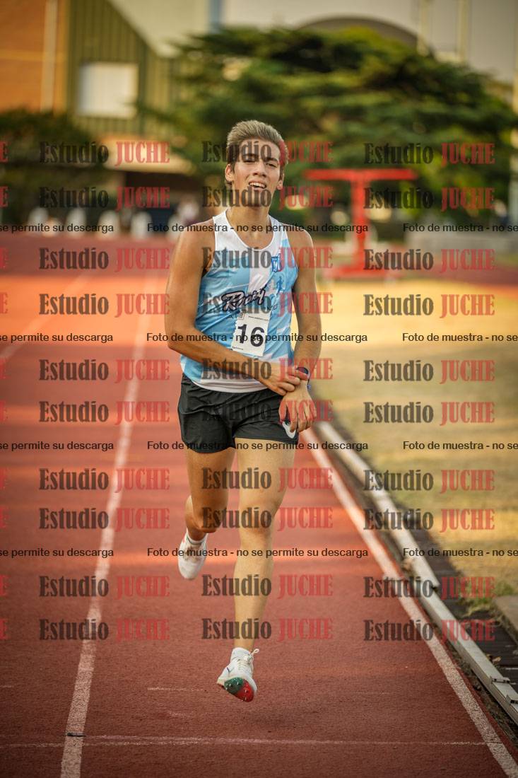 Fotos de los 5000 m llanos de mujeres y varones
