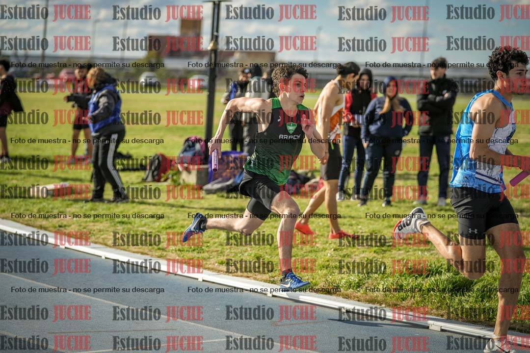 Fotos de las postas 4x400 m llanos de varones