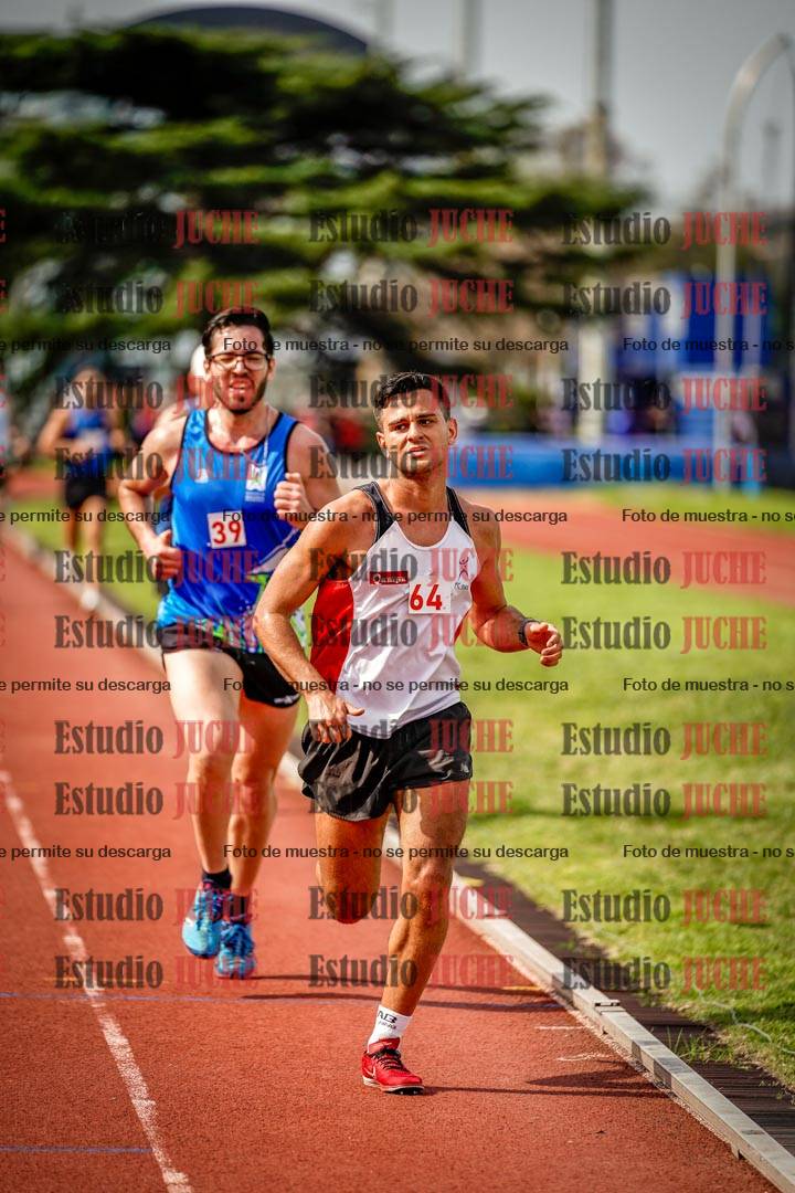 Fotos de los 3000 m llanos de varones