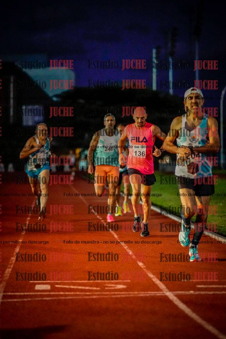 Fotos de los 1500 m llanos de varones