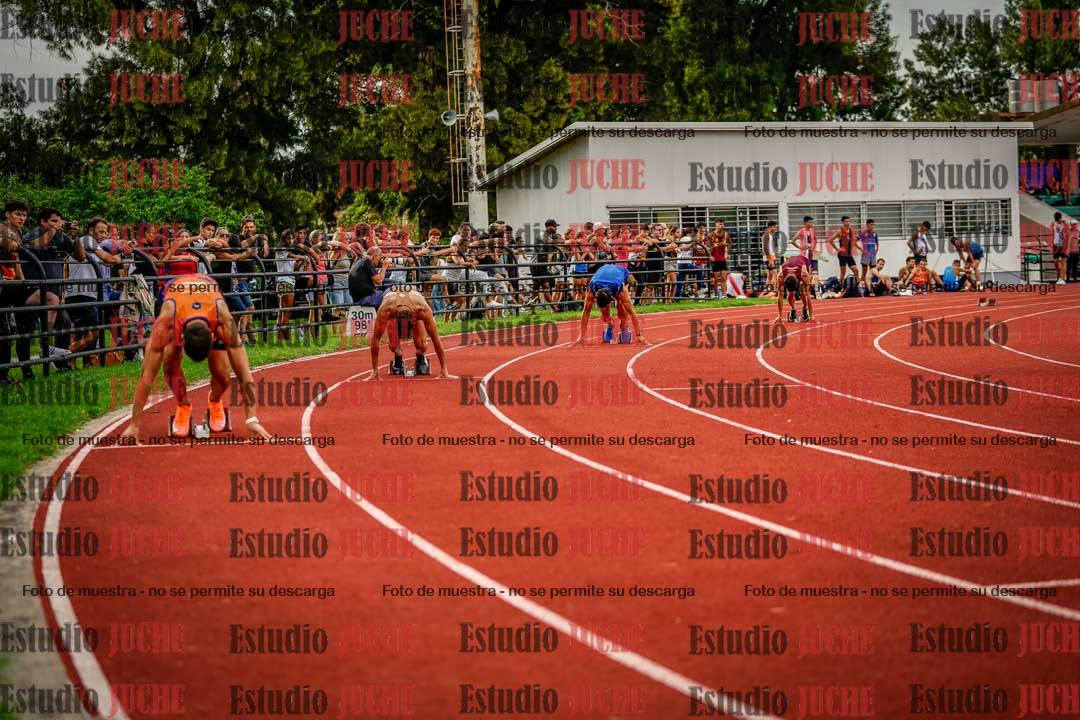 Fotos de los 400 m llanos de varones