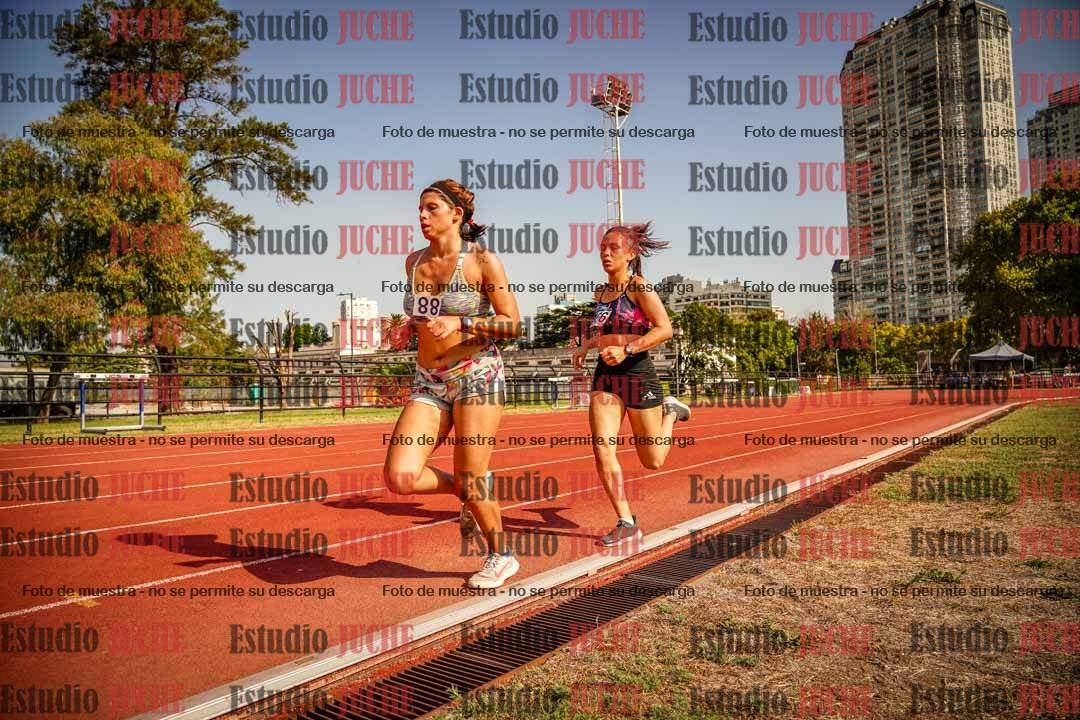 Fotos de los 3000 m llanos de mujeres - U20