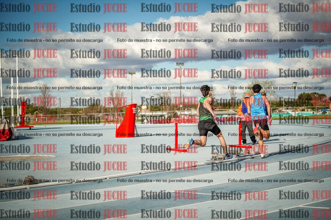 Fotos de las postas 4x400 m llanos de varones
