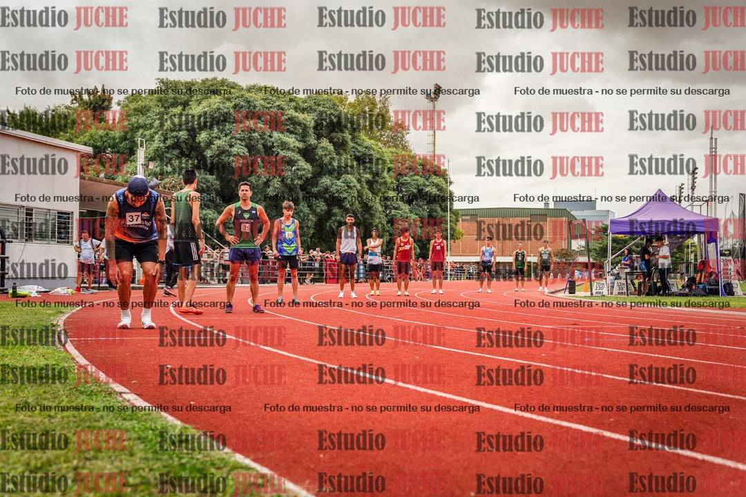 Fotos de los 800 m de varones