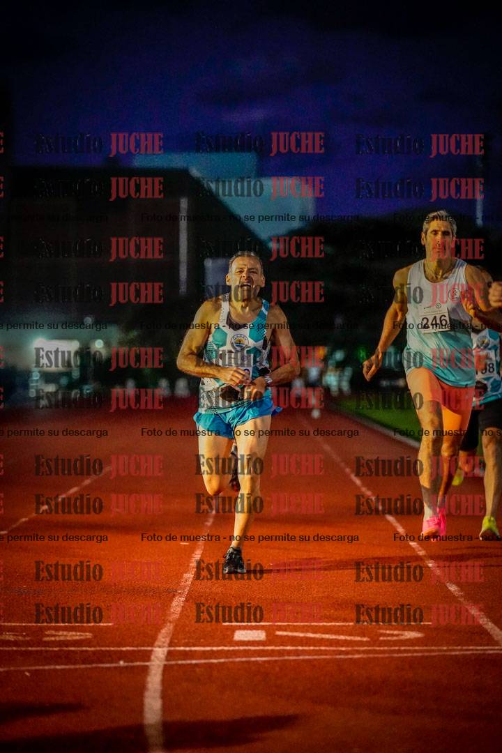Fotos de los 1500 m llanos de varones