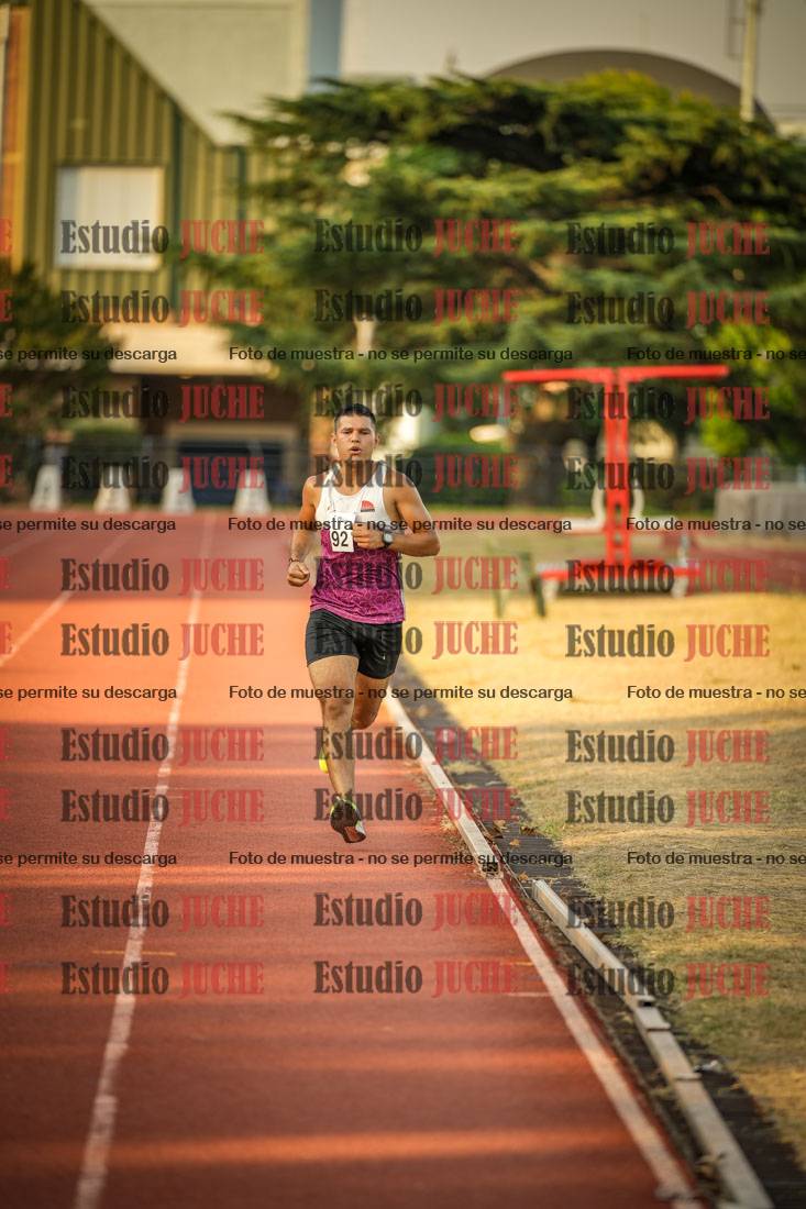 Fotos de los 5000 m llanos de mujeres y varones