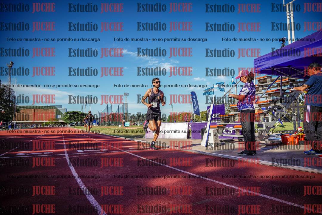 Fotos de los 5000 m llanos de varones