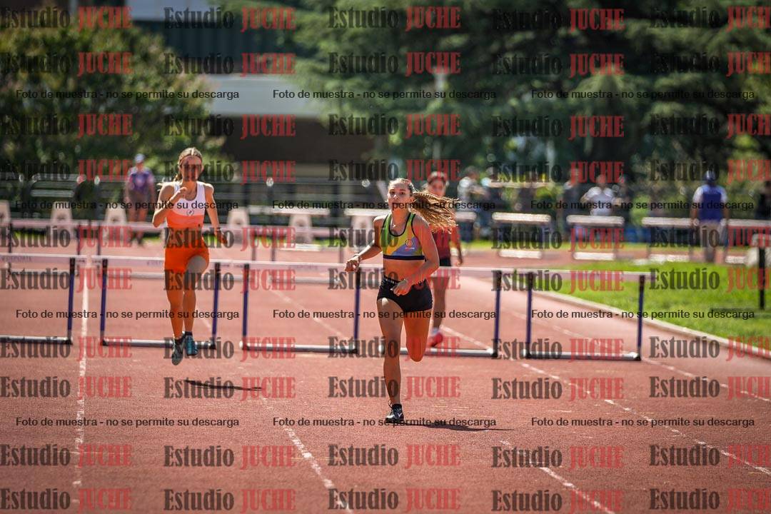 Fotos de los 400 m con vallas de mujeres