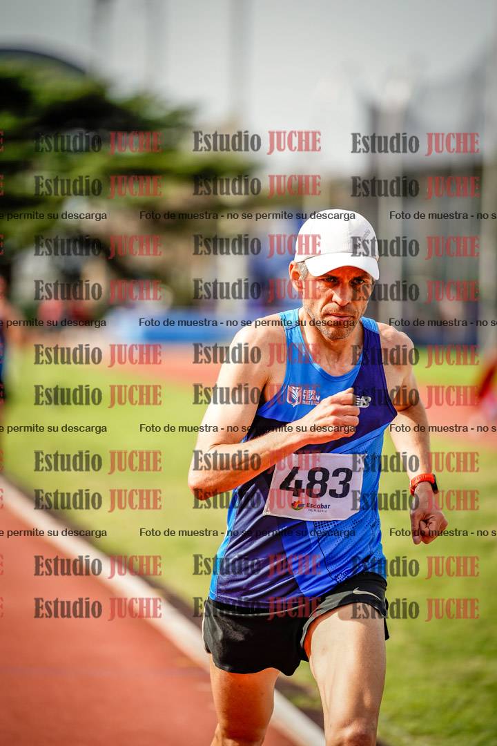 Fotos de los 3000 m llanos de varones