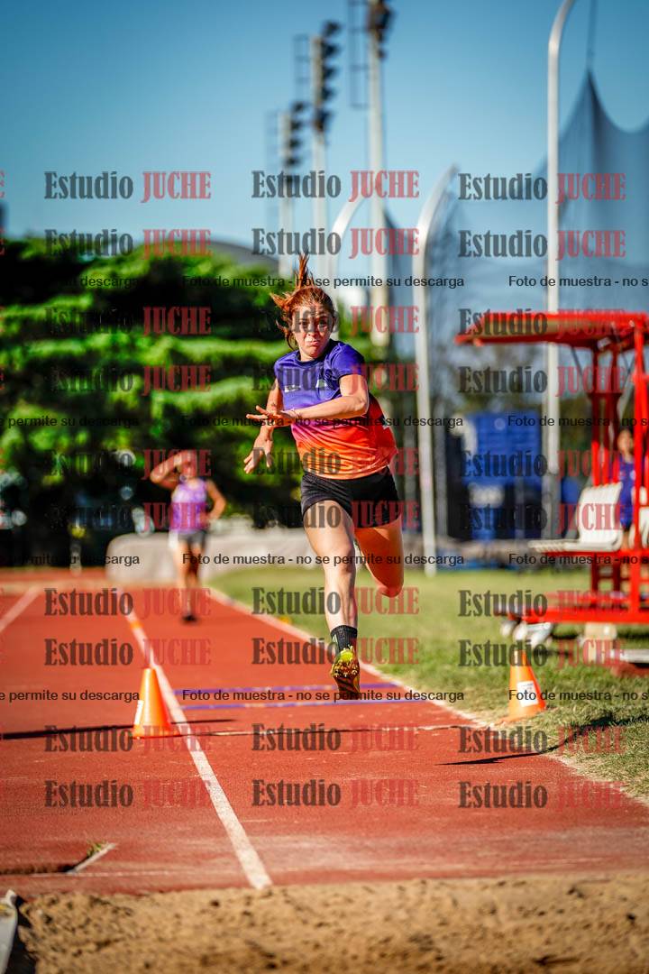 Fotos del salto triple de mujeres y varones - tablas de 8 - 11 - 13